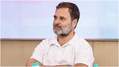 Rahul Gandhi London Visit: भतीजी के स्नातक समारोह के लिए लंदन गए राहुल; भाजपा के हमलों पर कांग्रेस का पलटवार